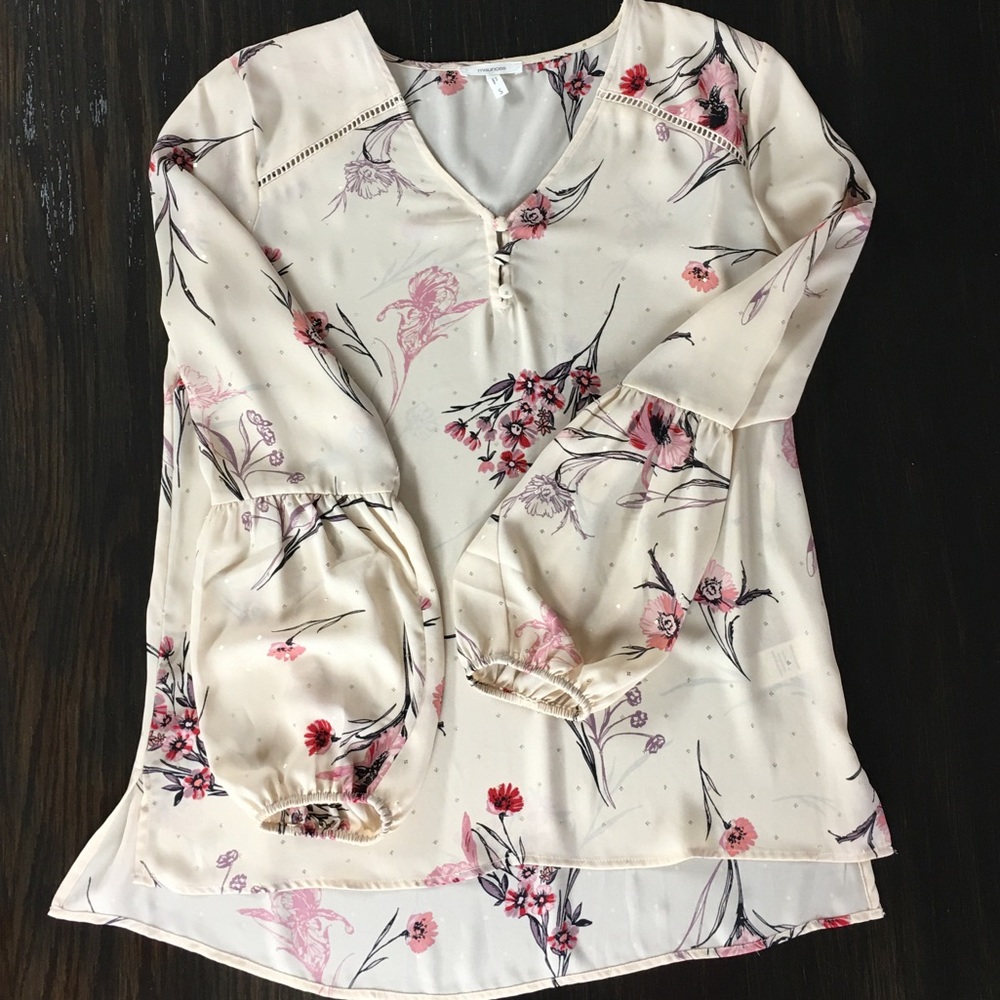 Maurices long sleeve v neck blouse, blush, cream S